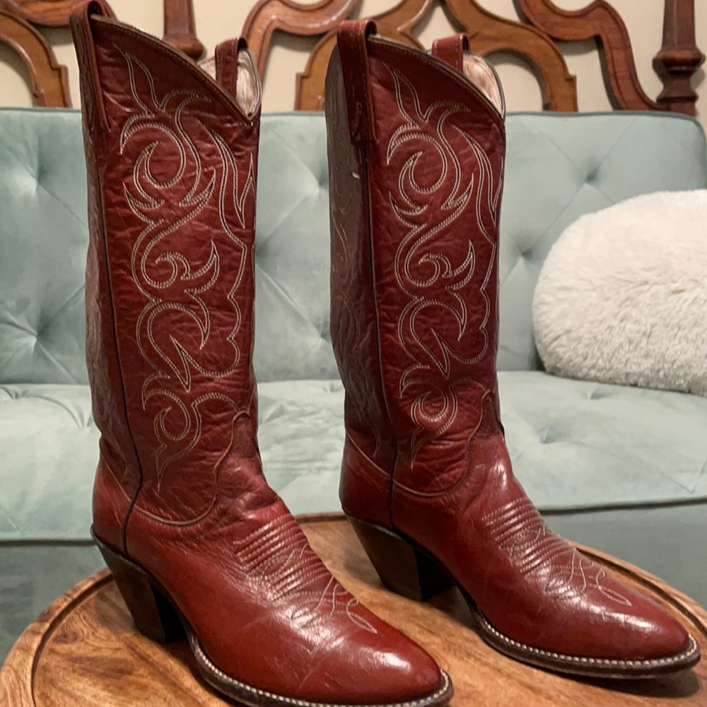Dan Post whiskey color cowgirl boots 8M.